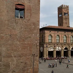 Pensjonat Casa Isolani Luxury Piazza Maggiore 1 **